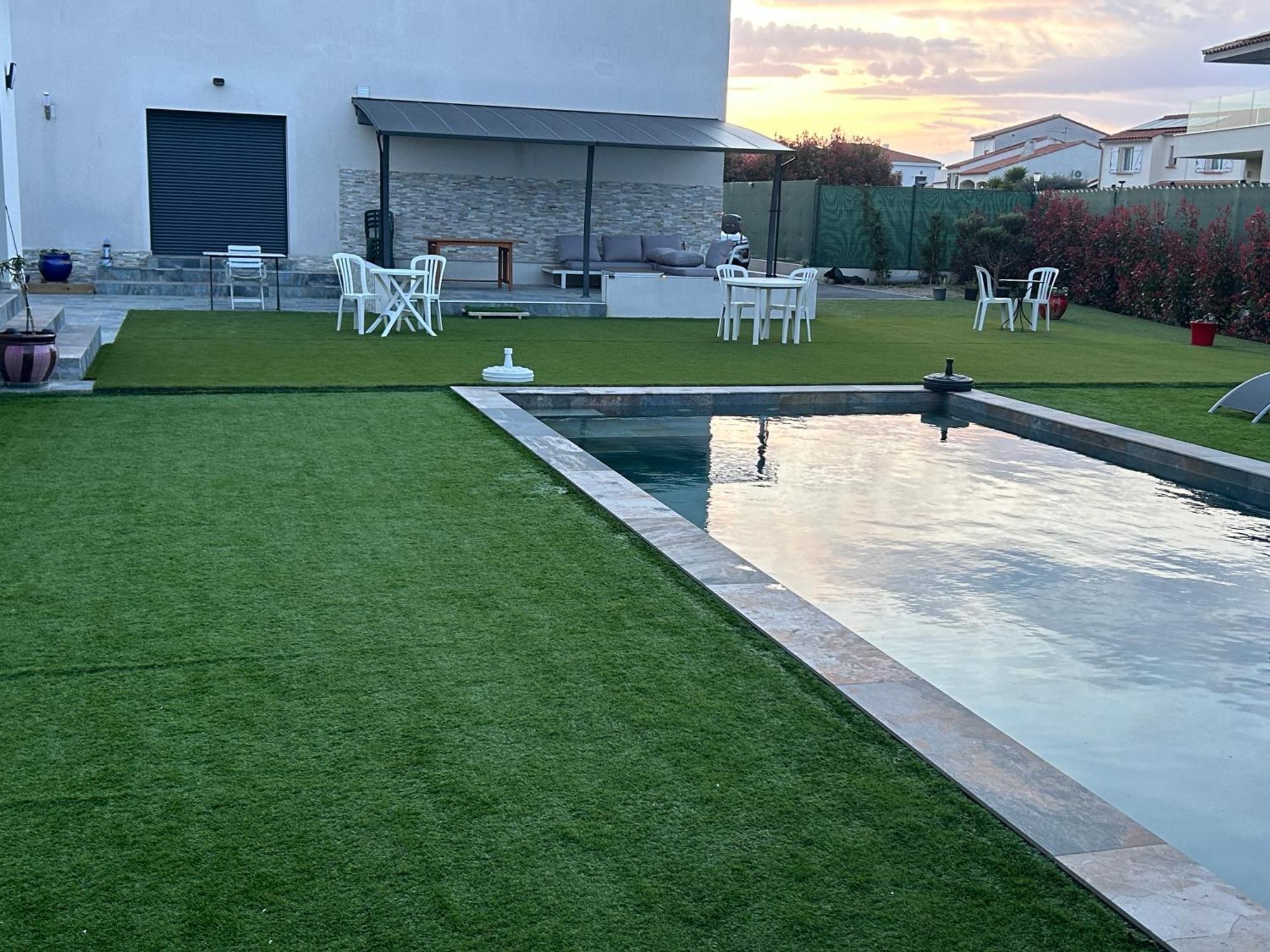 Grande Villa Avec Piscine Bompas  Exteriér fotografie