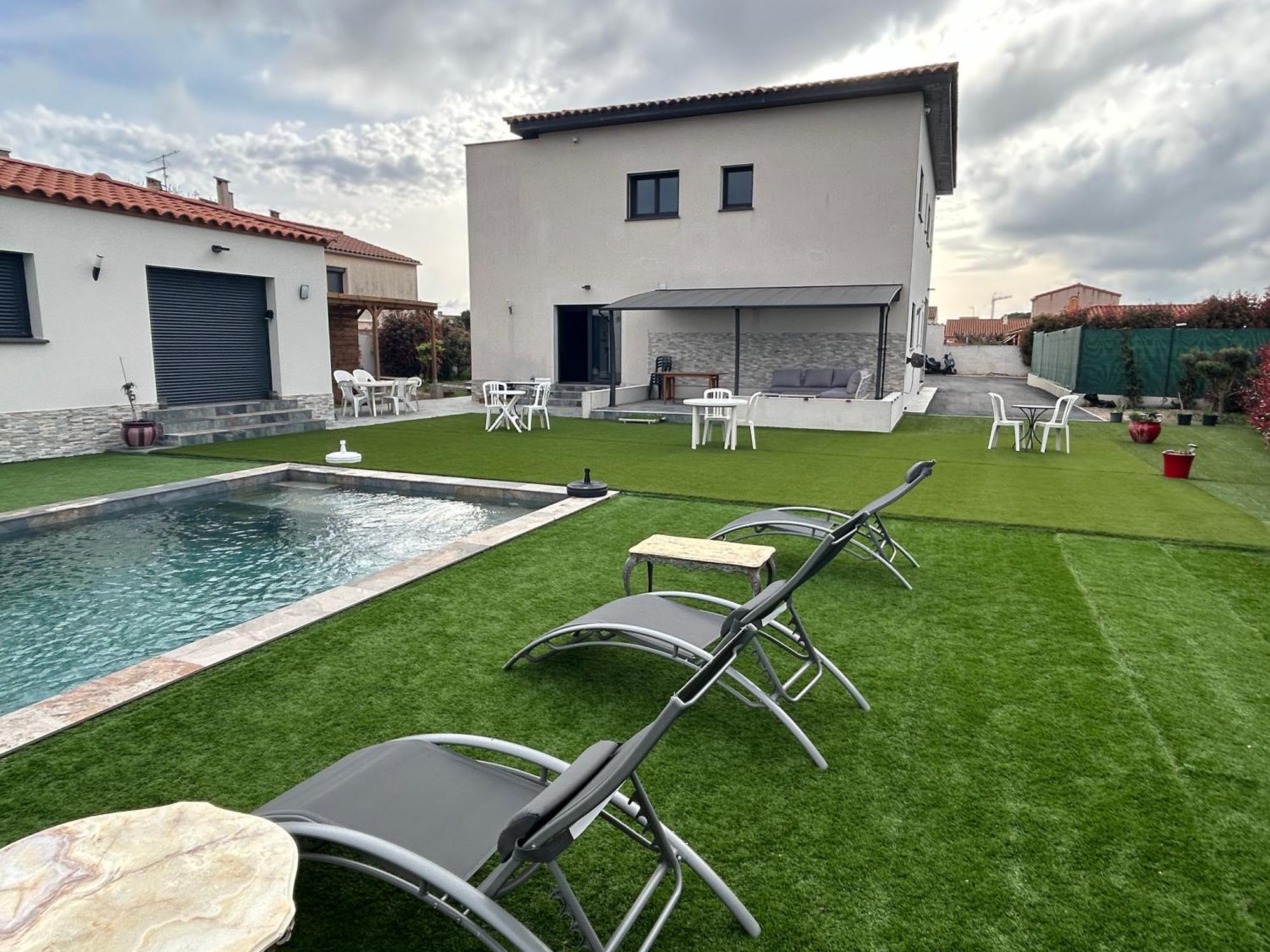 Grande Villa Avec Piscine Bompas  Exteriér fotografie